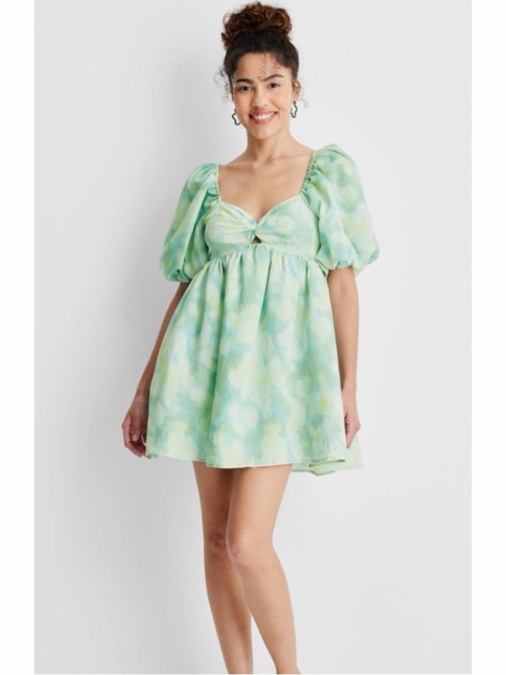 Tie-Front Puff Sleeve Midi Dress in Light Green Tie-Dye